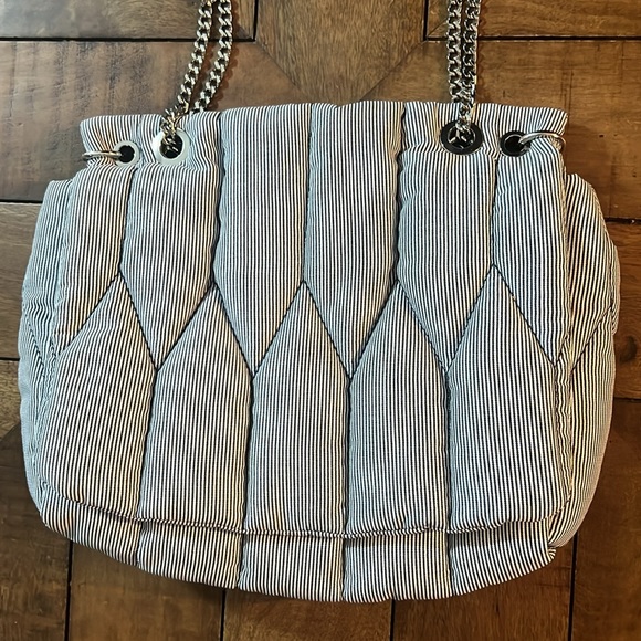 Zara Bloggers Favorite Never Used NWOT Flap Bag Shoulder Chain Crossbody Quilted - Picture 2 of 7